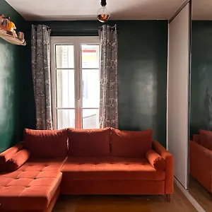 https://apt-art-house-bastille-2-bed-w-balcony-11eme-super.fr-paris.fr